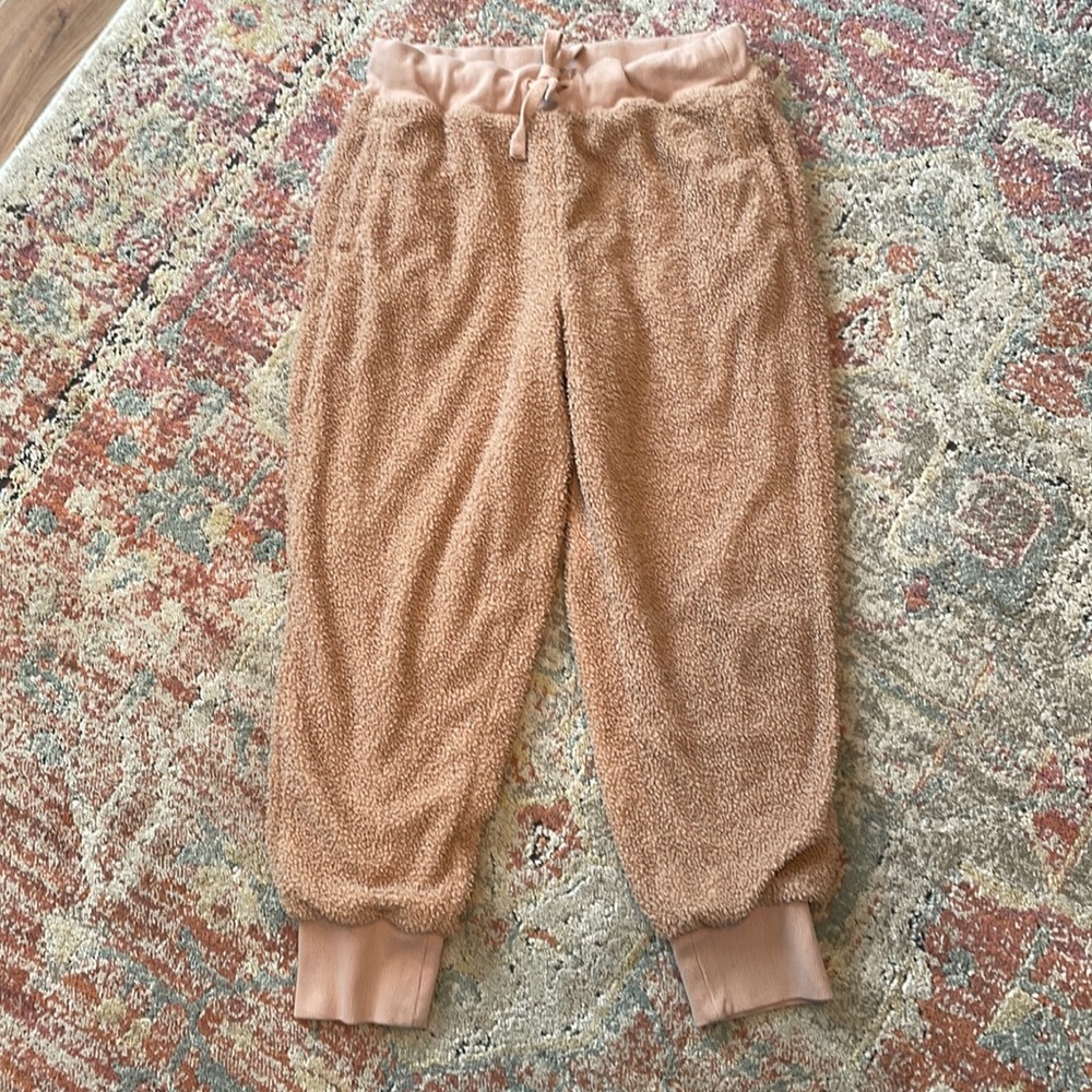 Fabletics Sherpa Joggers Sz L